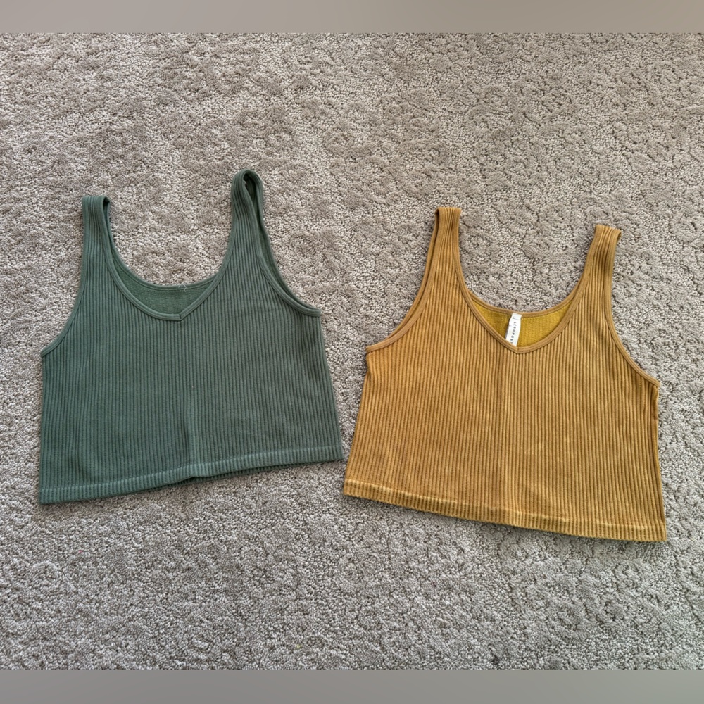 Set of Aeropostale Ribbed Tank Tops in Mustard and Olive both size Medium